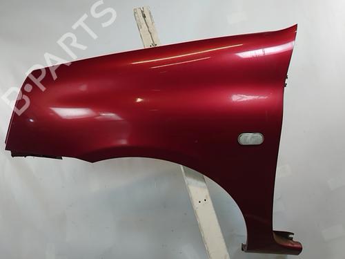 Guarda-lamas esquerdo RENAULT CLIO II (BB_, CB_) 1.2 16V (BB05, BB0W, BB11, BB27, BB2T, BB2U, BB2V, CB05,... (75 hp) 32137796