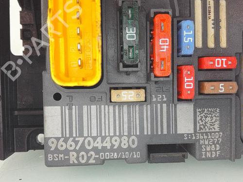 Fuse box PEUGEOT 407 SW (6E_, 6D_) 2.0 HDi 135 | BP25352351E1 