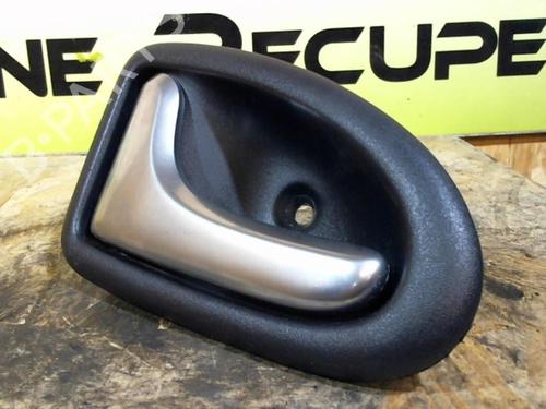 Used Front left interior door handle RENAULT CLIO II (BB_, CB_) 1.5 dCi (B/CB07) (65 hp) 25373854