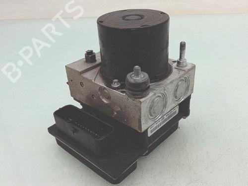 Used ABS pump VW POLO V (6R1, 6C1) 1.2 TSI (105 hp) 31632634