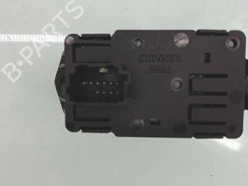 Switch RENAULT SCÉNIC III (JZ0/1_) 1.5 dCi (JZ02, JZ0R) | BP29384213I30 