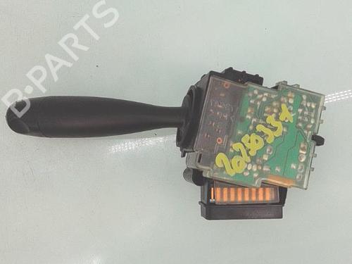 Used Steering column stalk Steering column stalk TOYOTA YARIS (_P1_) 1.3 (SCP12_, SCP13_, SCP12R, SCP13R) (87 hp) 29756827 29756827