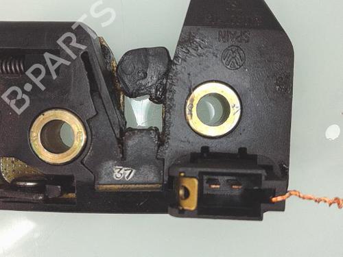Tailgate lock VW POLO III (6N1) 75 1.6 | BP25352088C101 