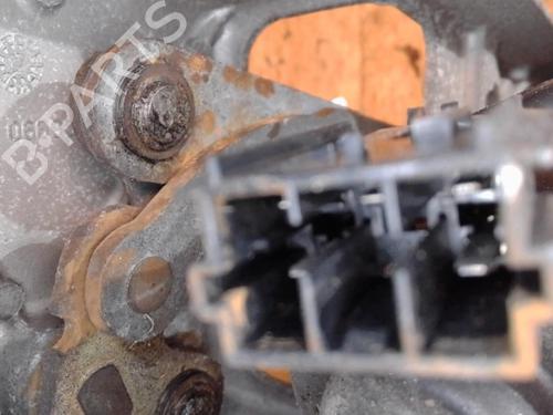 Used Front wipers mechanism RENAULT TWINGO I (C06_) 1.2 (C066, C068) (58 hp) 25367210
