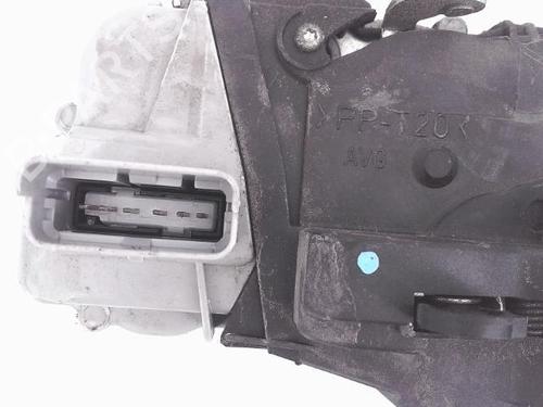 Front left lock CITROËN XSARA PICASSO (N68) 1.6 HDi | BP25350456C98