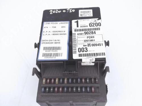 Used Fuse box Fuse box RENAULT CLIO III (BR0/1, CR0/1) 1.2 16V (BR02, BR0J, BR11, CR02, CR0J, CR11) (75 hp) 25361526 25361526