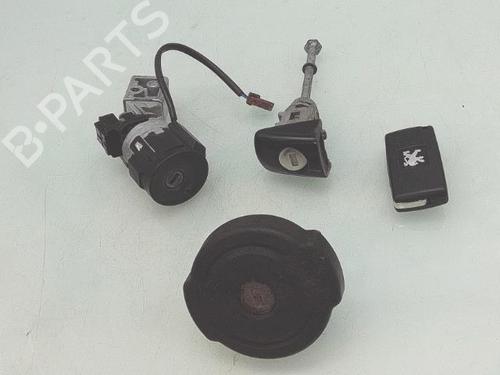 Used Ignition barrel Ignition barrel PEUGEOT 3008 I MPV (0U_) 1.6 HDi (109 hp) 33114803 33114803