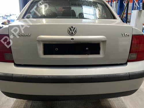 Left taillight VW PASSAT B5 (3B2) 1.9 TDI | BP25363796C34 