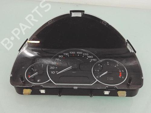 Used Instrument cluster PEUGEOT 1007 (KM_) 1.4 HDi (68 hp) 26617472
