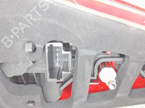 right-tailgate-light-peugeot-607-9d-9u-2000-37263510 main image