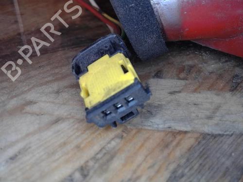 right-tailgate-light-peugeot-607-9d-9u-2000-25367400 main image