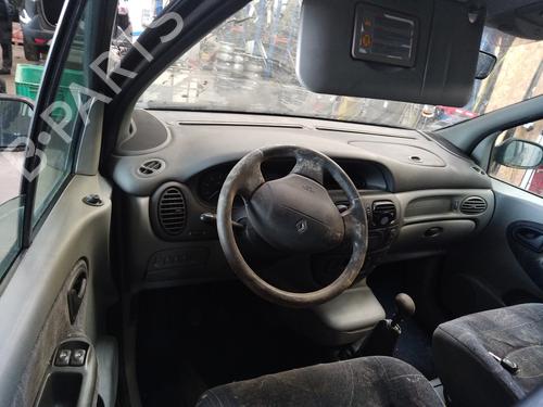 Feu arrière droit RENAULT SCÉNIC I MPV (JA0/1_, FA0_) 1.9 dCi (JA05, JA1F) | BP29191508C35 