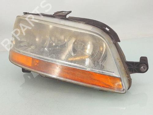 Used Right headlight Right headlight FIAT MULTIPLA (186_) 1.9 JTD (186AXE1A) (120 hp) 30577969 30577969