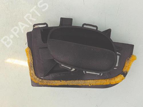Used Front left interior door handle Front left interior door handle PEUGEOT 206 Hatchback (2A/C) [1998-2012] 36095935 36095935