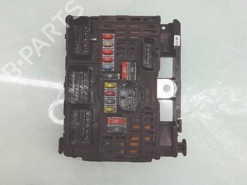 Used Fuse box CITROËN C4 I (LC_) 1.6 HDi (109 hp) 31864095