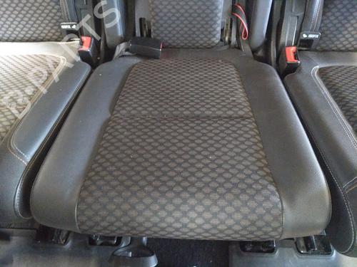Banco traseiro Banco traseiro OPEL ZAFIRA TOURER C (P12) 1.6 CDTI (75) (136 hp) 30439305 30439305