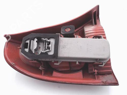 Used Right taillight Right taillight RENAULT CLIO II (BB_, CB_) 1.2 16V (BB05, BB0W, BB11, BB27, BB2T, BB2U, BB2V, CB05,... (75 hp) 25364081 25364081