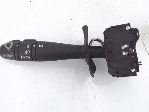 Commande de phare RENAULT CLIO II (BB_, CB_) 1.2 (BB0A, BB0F, BB10, BB1K, BB28, BB2D, BB2H, CB0A,... (58 hp) 25353033