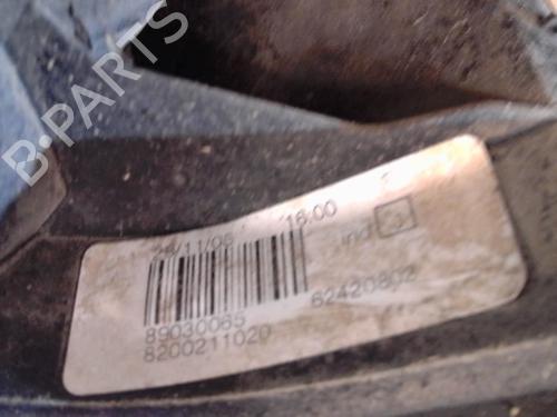 left-taillight-dacia-logan-ls_-2004-25373257 main image