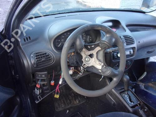 Right front fog light PEUGEOT 206 Hatchback (2A/C) 1.4 i | BP25359083C31 