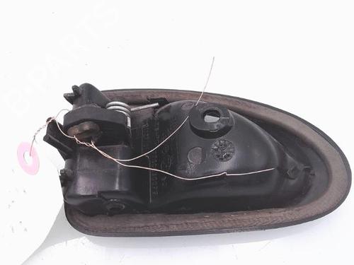Used Rear right interior door handle Rear right interior door handle 25372411 25372411