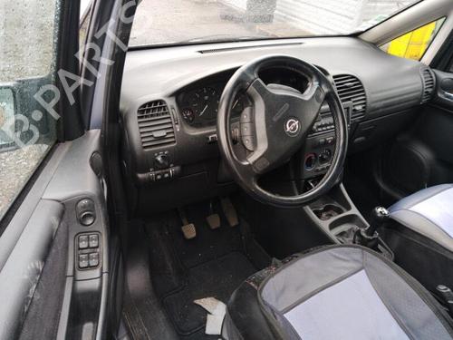 Right headlight OPEL ZAFIRA A MPV (T98) 2.0 DTI 16V (F75) | BP25367062C29 