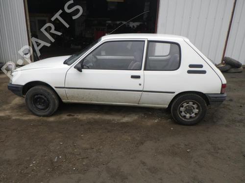 Left mirror PEUGEOT 205 II (20A/C) 1.7 Diesel | BP25359737C26