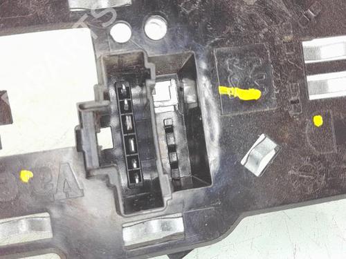lamp-holder-peugeot-307-3ac-2000-2001-2002-2003-2004-2005-2006-2007-2008-2009-2010-2011-2012-35916690 main image