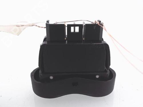 Used Right front window switch Right front window switch DACIA SANDERO 1.4 (BS0C, BS0A, BS0G, BS1F, BS0E) (75 hp) 25363660 25363660