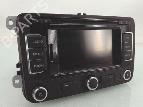Used Radio VW GOLF VI (5K1) 2.0 TDI (110 hp) 29287708