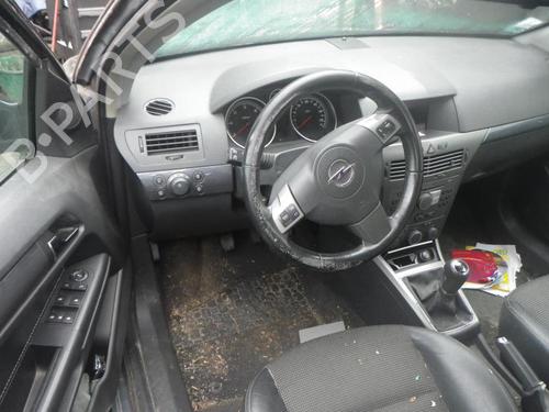Venstre baglygte OPEL ASTRA H (A04) 1.7 CDTI (L48) | BP25373759C34 