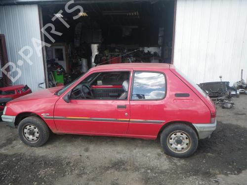 Left mirror PEUGEOT 205 II (20A/C) 1.7 Diesel | BP27220317C26 