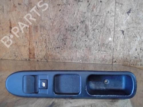 Used Right front window switch Right front window switch PEUGEOT 307 (3A/C) 2.0 HDi 110 (107 hp) 25358381 25358381