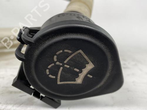 Used Windscreen washer tank BMW 3 Touring (E91) 325 d (197 hp) 25353261
