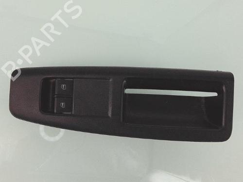 Used Left front window switch VW POLO (9N_, 9A_) 1.2 12V (64 hp) 25359965