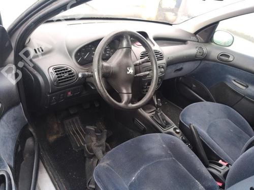 Højre foran tåkelykt PEUGEOT 206 Hatchback (2A/C) 1.6 i | BP25373160C31 