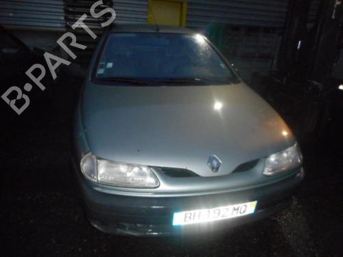 Used Parts RENAULT LAGUNA I (B56_, 556_) 1.8 2405501