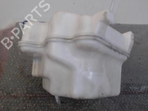 Used Windscreen washer tank MERCEDES-BENZ B-CLASS Sports Tourer (W245) B 200 CDI (245.208) (140 hp) 24764857