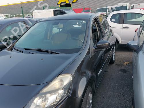 Brugte RENAULT CLIO III (BR0/1, CR0/1) 1.2 16V (BR0P, CR0P) (101 hp) 3486805
