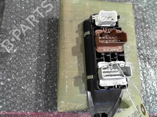 Used Switch RENAULT LAGUNA II (BG0/1_) 1.8 16V (BG06, BG0J, BG0M) (116 hp) 24744244