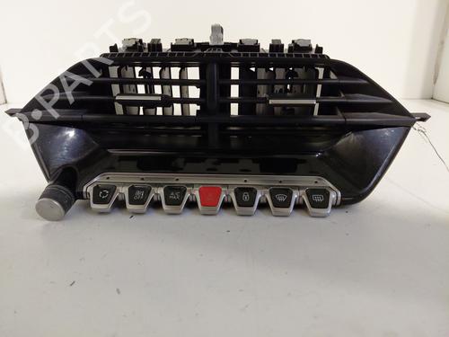 Advarselsbryter PEUGEOT 208 II (UB_, UP_, UW_, UJ_) 1.5 BlueHDI 100 (102 hp) 30451511