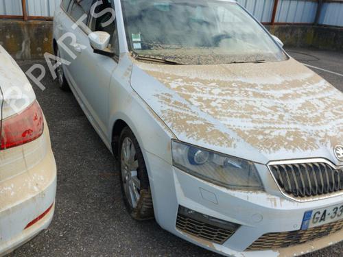 Used Parts SKODA OCTAVIA III Combi (5E5, 5E6) 2.0 TDI RS 2404119