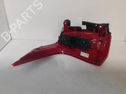 Used Right taillight Right taillight PEUGEOT 5008 (0U_, 0E_) 2.0 HDi 150 / BlueHDi 150 (150 hp) 26147345 26147345