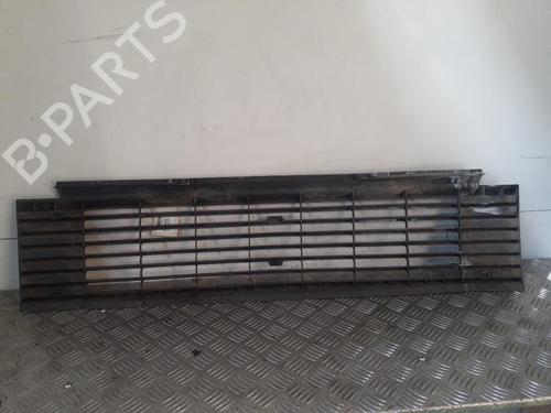 Used Grille Grille RENAULT TRUCKS MESSENGER Van B 80.35 (FN40B5) (75 hp) 24739772 24739772