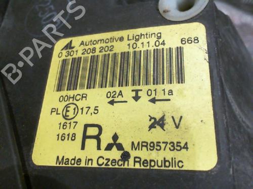 Phare droit Phare droit MITSUBISHI COLT VI (Z3_A, Z2_A) 1.5 DI-D (Z39A) (95 hp) 24755206 24755206