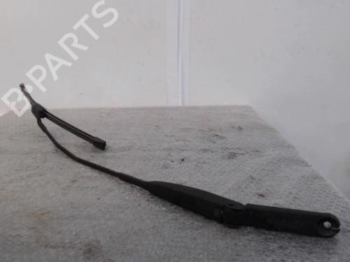 Used Front windshield wiper arm FIAT BRAVO II (198_) 1.9 D Multijet (198AXC1B) (150 hp) 24765059