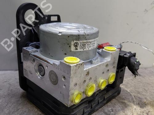Used ABS pump AUDI A3 Limousine (8VS, 8VM) 35 TDI (150 hp) 28593114