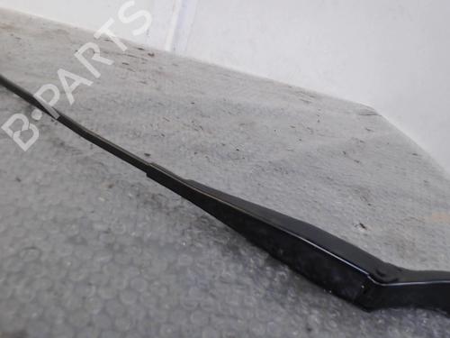 Used Front windshield wiper arm Front windshield wiper arm 24744977 24744977