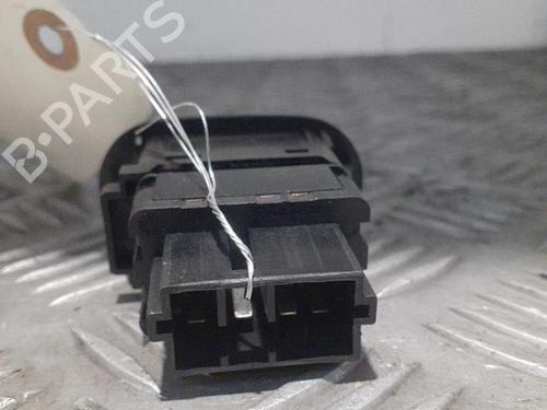 Used Right front window switch CITROËN C2 (JM_) 1.1 (60 hp) 24739643