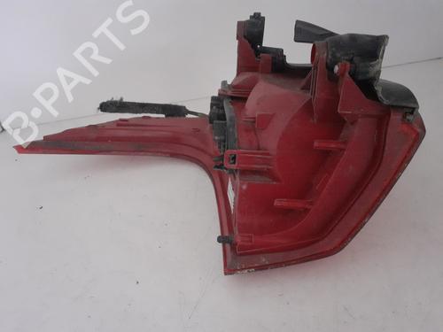 Used Right taillight Right taillight PEUGEOT 5008 (0U_, 0E_) 2.0 HDi 150 / BlueHDi 150 (150 hp) 26910384 26910384